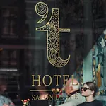 Hotel 't